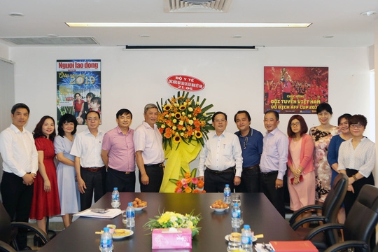 Bộ Y tế chúc mừng Báo Người Lao Động nhân Ngày Báo chí Cách mạng VN - Ảnh 3. Bộ Y tế chúc mừng Báo Người Lao Động nhân Ngày Báo chí Cách mạng VN - Ảnh 3.
