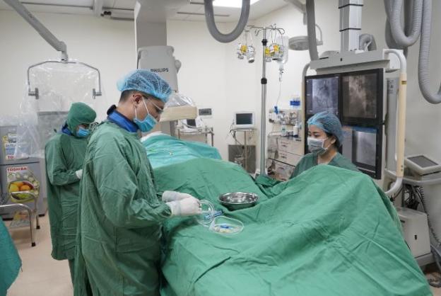 Can thiệp tim mạch trên hệ thống máy DSA hiện đại (ảnh BVCC)