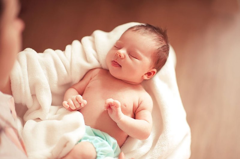 Những dấu hiệu bất thường ở trẻ sơ sinh từ 0-7 ngày tuổi