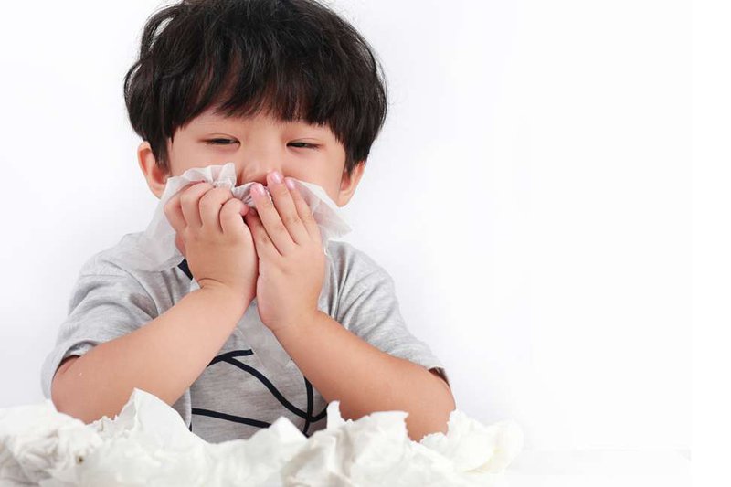 Cách giúp trẻ giảm ho sổ mũi tại nhà hiệu quả