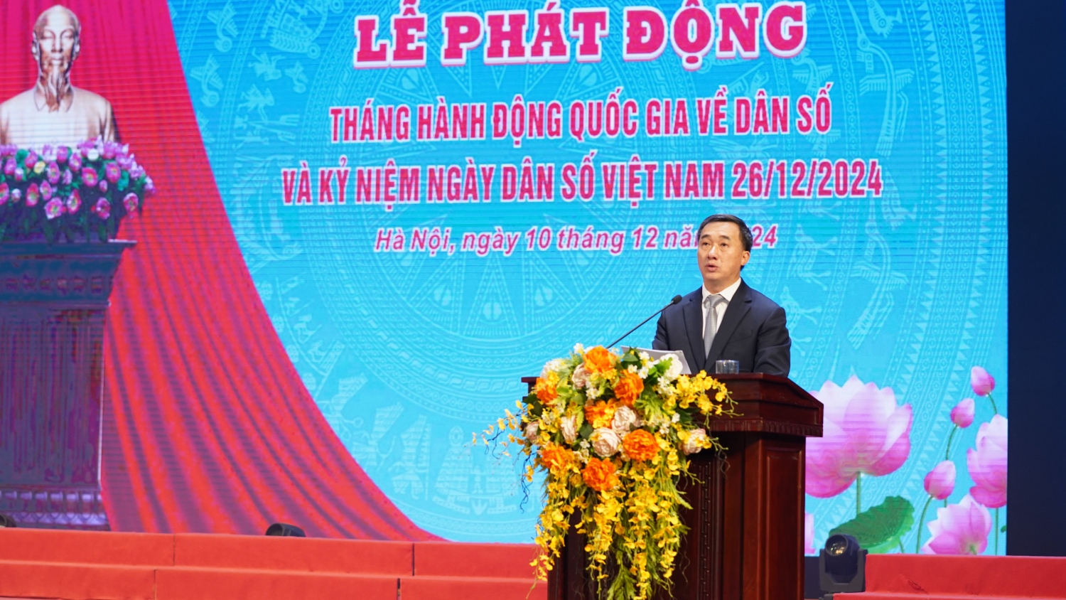 Thứ Trưởng Bộ Y Tế Nguyến Văn Thuấn phát biểu tại buổi lễ